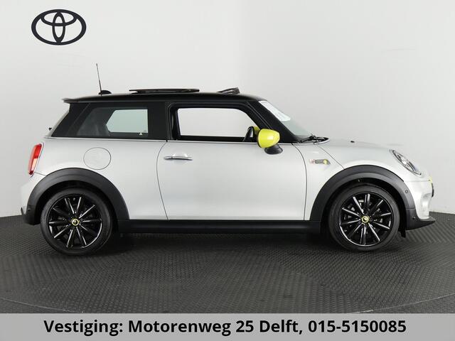 Mini MINI YOURS 33 KWH.1e EIG ACCU 98 % !! BIJNA 2021. SCHUIFDAK. LEDER . GARANTIE TOT 2 JAAR *!