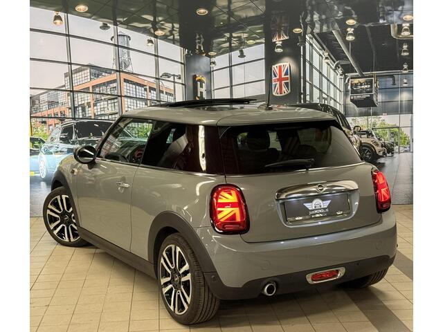 Mini MINI 1.5 CHILI AUT LEDER PANO CARPLAY