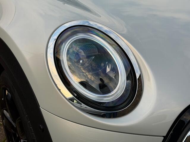 Mini MINI YOURS 33 KWH Panodak Carplay DAB+ Stoelverwarming