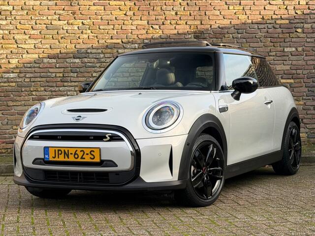 Mini MINI YOURS 33 KWH Panodak Carplay DAB+ Stoelverwarming