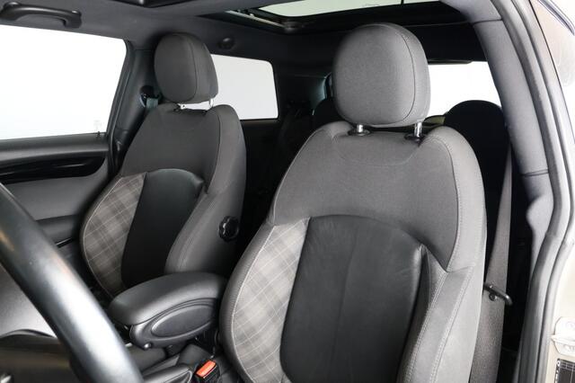 Mini MINI 1.5 Cooper Chili Serious Business - Pano - Harman/kardon - Sportuitlaat