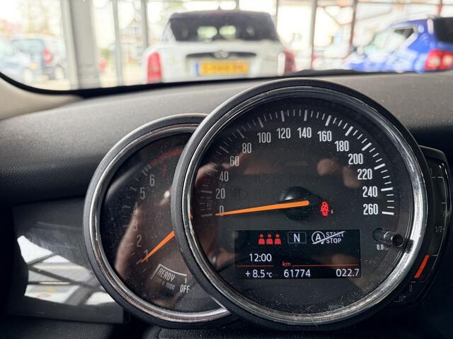 Mini MINI 5-deurs 1.5 Classic Facelift Navi Cruise Clima 17"Lmv Pdc