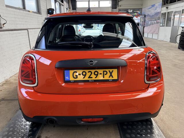 Mini MINI 1.5 Pepper II Leder Stoelverw. Union Jack Led Pdc Clima