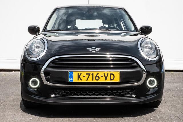 Mini MINI 1.5 Business Edition Navigatie/ Climate control/ Armsteun/ Carplay/ Dab/ Cruise control/ Lmv