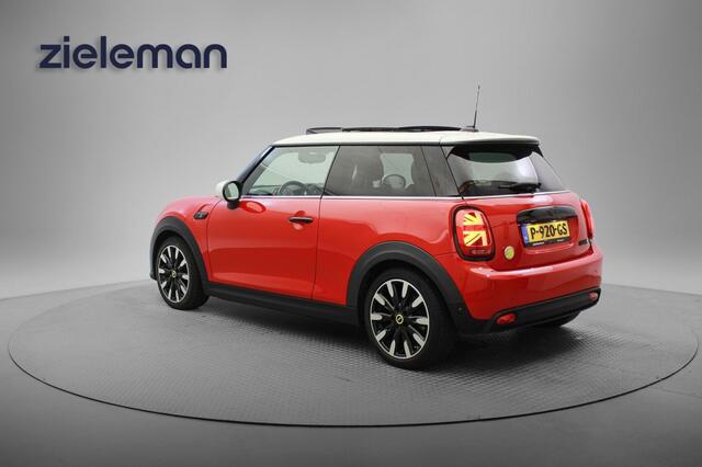 Mini MINI Yours 33 kWh - Panorama, Carplay, Leer, Cruise, Stoelverw.