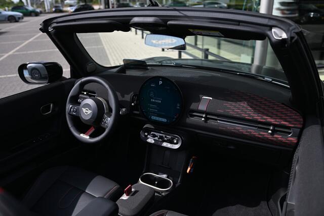 Mini MINI Cabrio C Automaat / John Cooper Works / Pakket XL / 17" JCW Sprint Spoke black