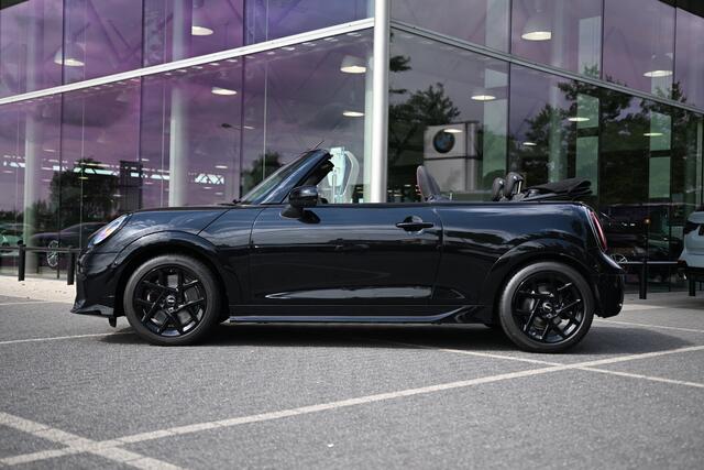 Mini MINI Cabrio C Automaat / John Cooper Works / Pakket XL / 17" JCW Sprint Spoke black