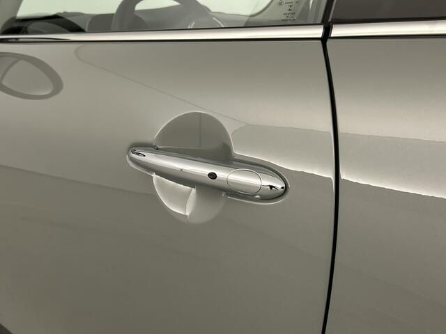 Mini MINI 3-Deurs 1.5 Essential Facelift Digital Cockpit/Carplay/Navi/Keyless entry/Park.sens