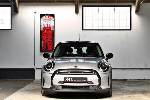 Mini MINI 5-Deurs Camden Edition | Apple Car Play | Digitaal cockpit | Nl Geleverd