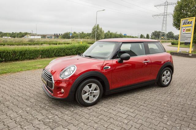 Mini ONE Mini 1.2 Business