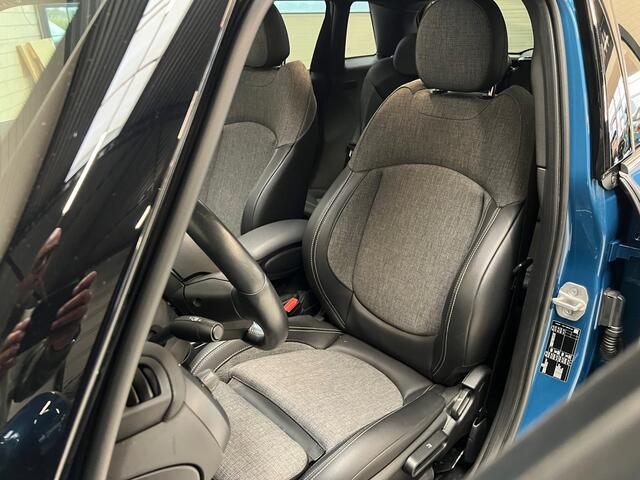 Mini ONE Mini 1.5 Chili Automaat 102 PK Turbo 5 Deurs / Airco / Navigatie / Panoramadak / 17" LM Velgen / Park Sensors / 1e Eigenaar!