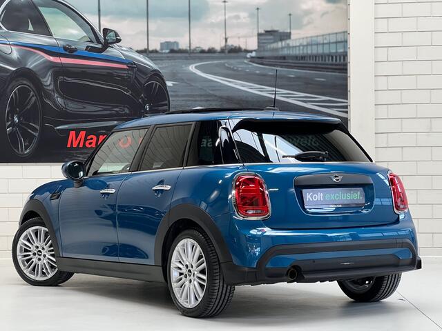 Mini ONE Mini 1.5 Chili Automaat 102 PK Turbo 5 Deurs / Airco / Navigatie / Panoramadak / 17" LM Velgen / Park Sensors / 1e Eigenaar!