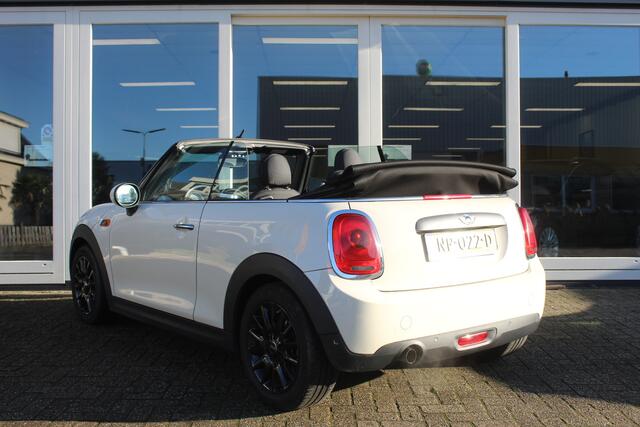 Mini ONE Mini Cabrio 1.2 Pepper Business, Cruise Control, Airco, Navigatie, Stoelverwarming, Prijs Is Rijklaar Inclusief 6 Maanden Garantie