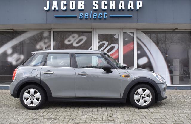 Mini ONE Mini 1.5 D Business / Parkeersensoren / Cruise Control / Bluetooth