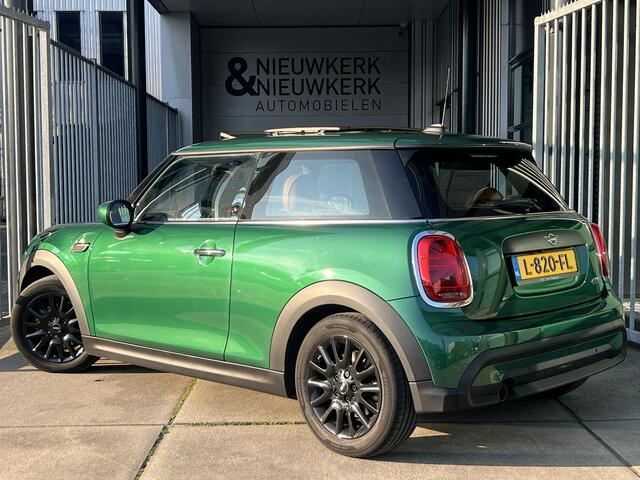 Mini ONE Mini 1.5 Classic | AUTOMAAT | LEDER | SCHUIF/KANTELDAK | CARPLAY/ANDROID | CAMERA | NAVI | ADAPTIVE CRUISE CONTROL | PDC V+A | AIRCO
