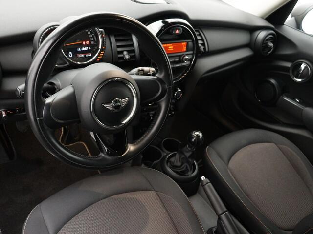 Mini ONE Mini 1.2 Salt Parkeersensoren achter