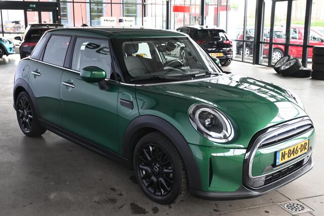 Mini ONE Mini 1.5 Business Edition Airco Navigatie LED Dealer Onderhouden! Inruil Mogelijk!