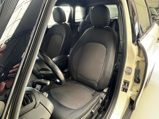 Mini ONE Mini 1.2 Pepper 5 Deurs Turbo 102 PK / Airco / 17" Black Spoke Velgen / Park Sensors / 1e Eigenaar!