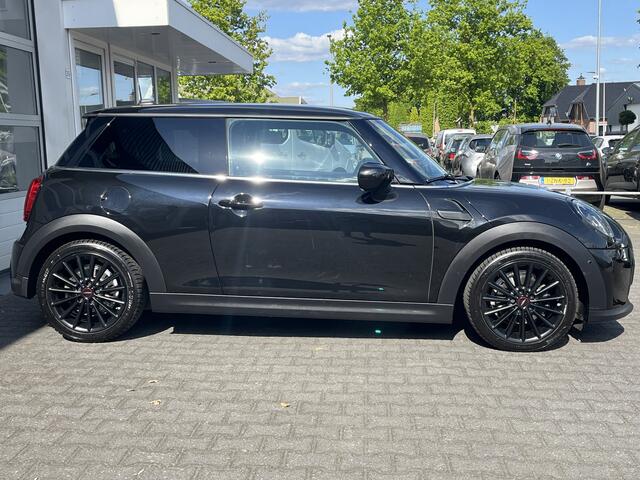 Mini ONE Mini 1.5 Automaat JCW | Harman Kardon | Head Up | Stoel+Stuurverwarming | Lederen bekleding