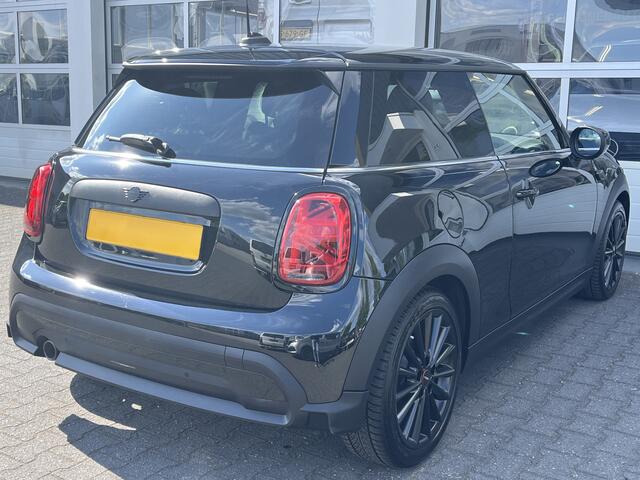 Mini ONE Mini 1.5 Automaat JCW | Harman Kardon | Head Up | Stoel+Stuurverwarming | Lederen bekleding