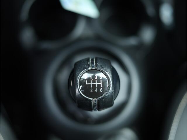 Mini ONE Mini 1.5 Business Edition Bluetooth | Navigatie