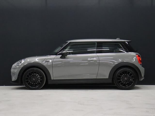 Mini ONE Mini 1.5 Sport [APPLE CARPLAY, CRUISE CONTROL, JCW VELGEN, CLIMATE CONTROL, NAVIGATIE, NIEUWSTAAT]