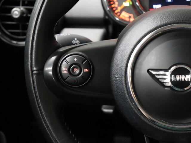 Mini ONE Mini 1.5 Sport [APPLE CARPLAY, CRUISE CONTROL, JCW VELGEN, CLIMATE CONTROL, NAVIGATIE, NIEUWSTAAT]