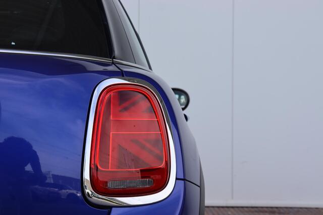 Mini ONE Mini 1.5 5-deurs/ Comfort Access/ Cruise Control/ Navigatie/ LED | Parkeersensoren/ Climate Control