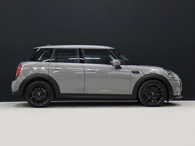 Mini ONE Mini 1.5 Sport [DIGITAL DASHBOARD, APPLE CARPLAY, PDC ACHTER, CRUISE CONTROL, NAVIGATIE, AIRCO, NIEUWSTAAT]