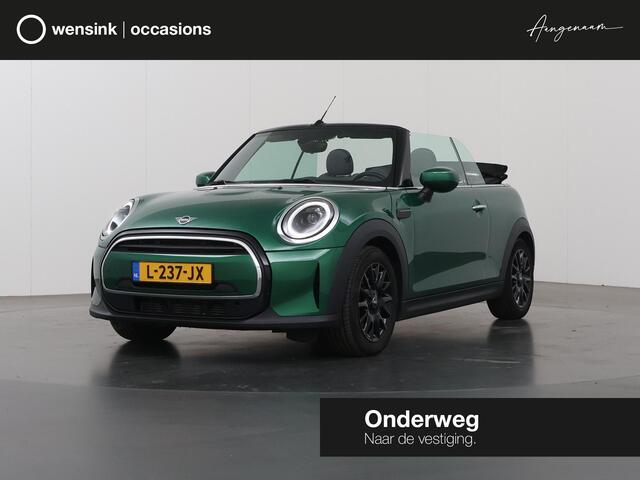 Mini ONE Mini Cabrio 1.5 Classic | LED | DAB | Mini Visueel Boost | Sportstoelen | Zicht-Pakket | Connected Navigation | PDC |