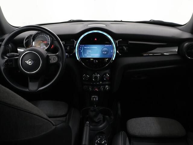 Mini ONE Mini Cabrio 1.5 Classic | LED | DAB | Mini Visueel Boost | Sportstoelen | Zicht-Pakket | Connected Navigation | PDC |