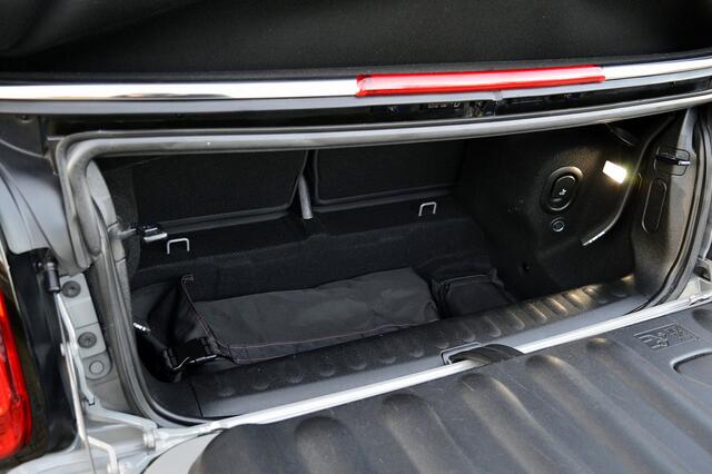 Mini ONE Mini Cabrio 1.5 Essential Rijklaarprijs-Garantie Apple carplay Airco Led Stuur/Stoel verwarming Cruise Control