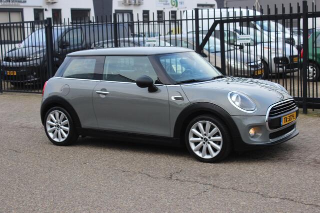 Mini ONE Mini 1.5 First Salt, Navigatie!