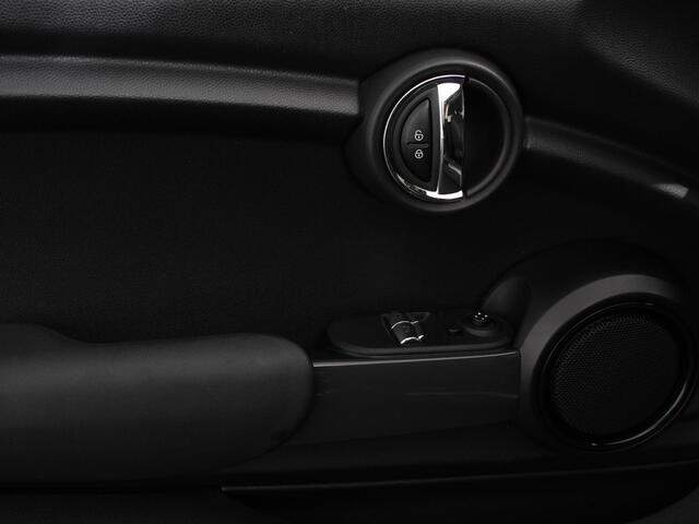 Mini ONE Mini 1.5 First Salt | Airco | Lichtmetalen Velgen | Stoelverwarming | Keyless start