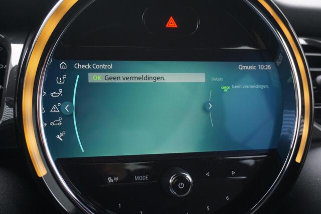 Mini ONE Mini 1.5 Essential LED/GR. NAVI/1e EIGENAAR.