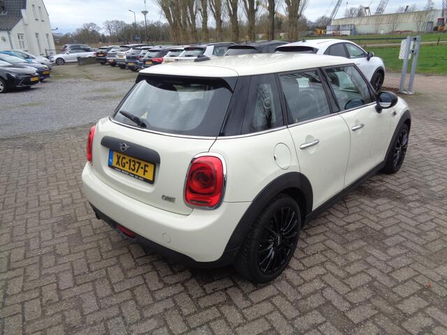Mini ONE Mini 1.5 First Airco, Navigatie, Carplay, LM velgen 17 inch