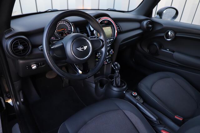 Mini ONE Mini 1.2 Chili Business | 102PK | Automaat | Stoelverwarming | Sfeerverlichting | Infotainment | Pdc | 2017.