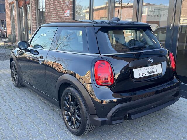 Mini ONE Mini 1.5 AUT / LED / KEYLESS / STOELVERWARMING FACELIFT 2022