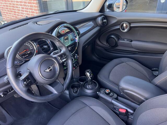 Mini ONE Mini 1.5 AUT / LED / KEYLESS / STOELVERWARMING FACELIFT 2022