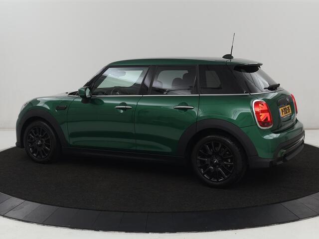 Mini ONE 1.5 Business Edition | Leder | Harman/Kardon | Matrix LED | Stoelverwarming | Camera | Carplay | Park Assist | Verwarmde voorruit | Climate control | Cruise control | Navigatie