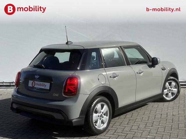 Mini ONE 1.5 Essential 5-Drs. LED Koplampen Harman/Kardon | Cruise Control | Apple CarPlay | PDC | Dealer Onderhouden