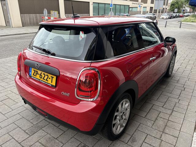 Mini ONE 3-Deurs 1.5 First NL AUTO/DEALER ONDERHOUDEN