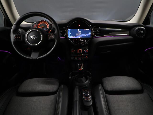 Mini ONE 3-Deurs 1.5 Business Edition [APPLE CARPLAY, JCW VELG, PARKEERSENSOR, SPORTSTOELEN, CRUISE CONTROL, NIEUWSTAAT]