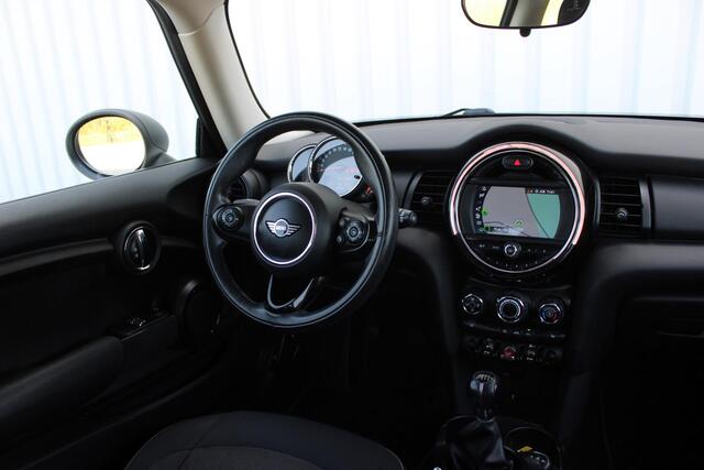 Mini ONE 3-Deurs 1.5 | Incl. 12 maanden garantie | Cruise control | Apple carplay | Airco | Stoelverwarming | Parkeersensoren | Navigatie | Bluetooth |