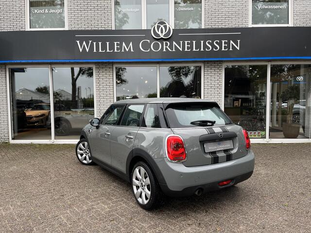 Mini ONE 5-Deurs 1.5 First Apple Carplay Navigatie PDC 18"