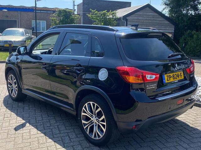 Mitsubishi ASX Zwart