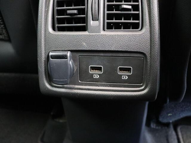 Mitsubishi ASX 1.6 PHEV AT Intense+ | Stoel en stuurverwarming | Achteruitrij camera | Adaptieve Cruise Control |