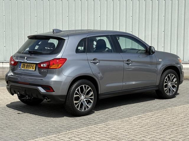 Mitsubishi ASX 1.6 Cleartec Connect Pro / Trekhaak 1.200 KG Trekgewicht / Lichtmetalen Velgen / Navigatie / Cruise Control / Privacy Glass / Achteruitrijcamera / Parkeersensoren / Apple CarPlay & Android Auto /