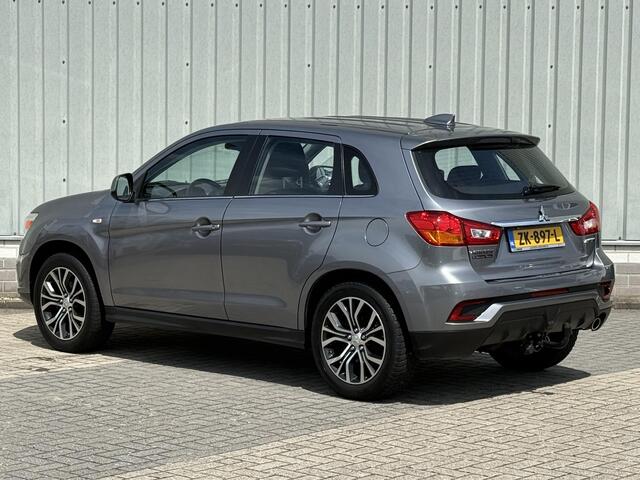 Mitsubishi ASX 1.6 Cleartec Connect Pro / Trekhaak 1.200 KG Trekgewicht / Lichtmetalen Velgen / Navigatie / Cruise Control / Privacy Glass / Achteruitrijcamera / Parkeersensoren / Apple CarPlay & Android Auto /