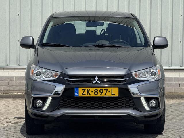 Mitsubishi ASX 1.6 Cleartec Connect Pro / Trekhaak 1.200 KG Trekgewicht / Lichtmetalen Velgen / Navigatie / Cruise Control / Privacy Glass / Achteruitrijcamera / Parkeersensoren / Apple CarPlay & Android Auto /
